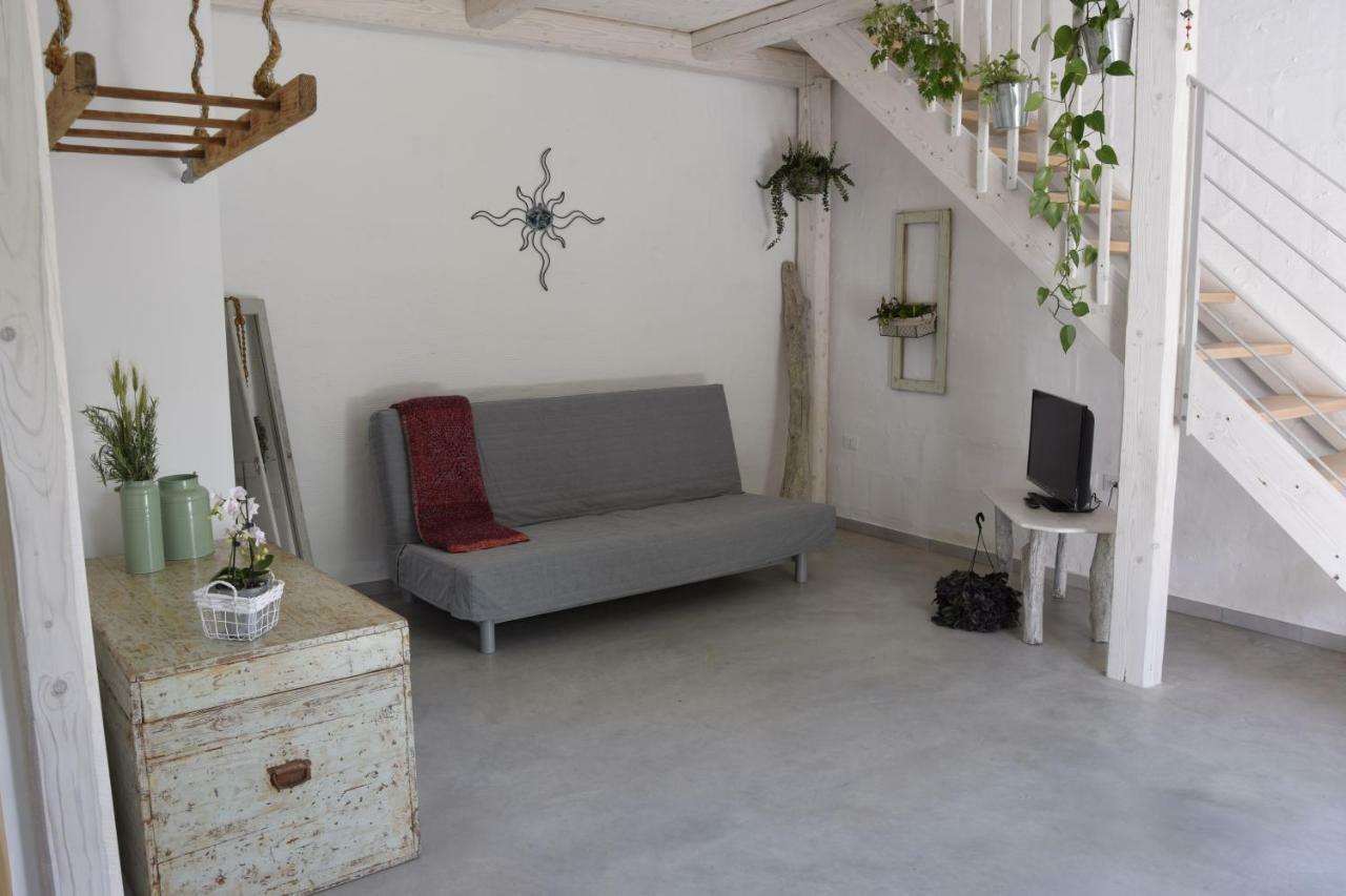 Capannone111 Bed & Breakfast Castiglione di Ravenna Eksteriør bilde